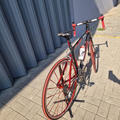 Bicicleta de estrada Goka em Carbono, fulcrum rodas