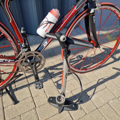 Bicicleta de estrada Goka em Carbono, fulcrum rodas